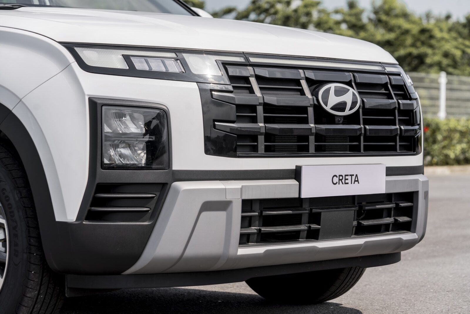 Creta 2025 cụm lưới tản nhiệt