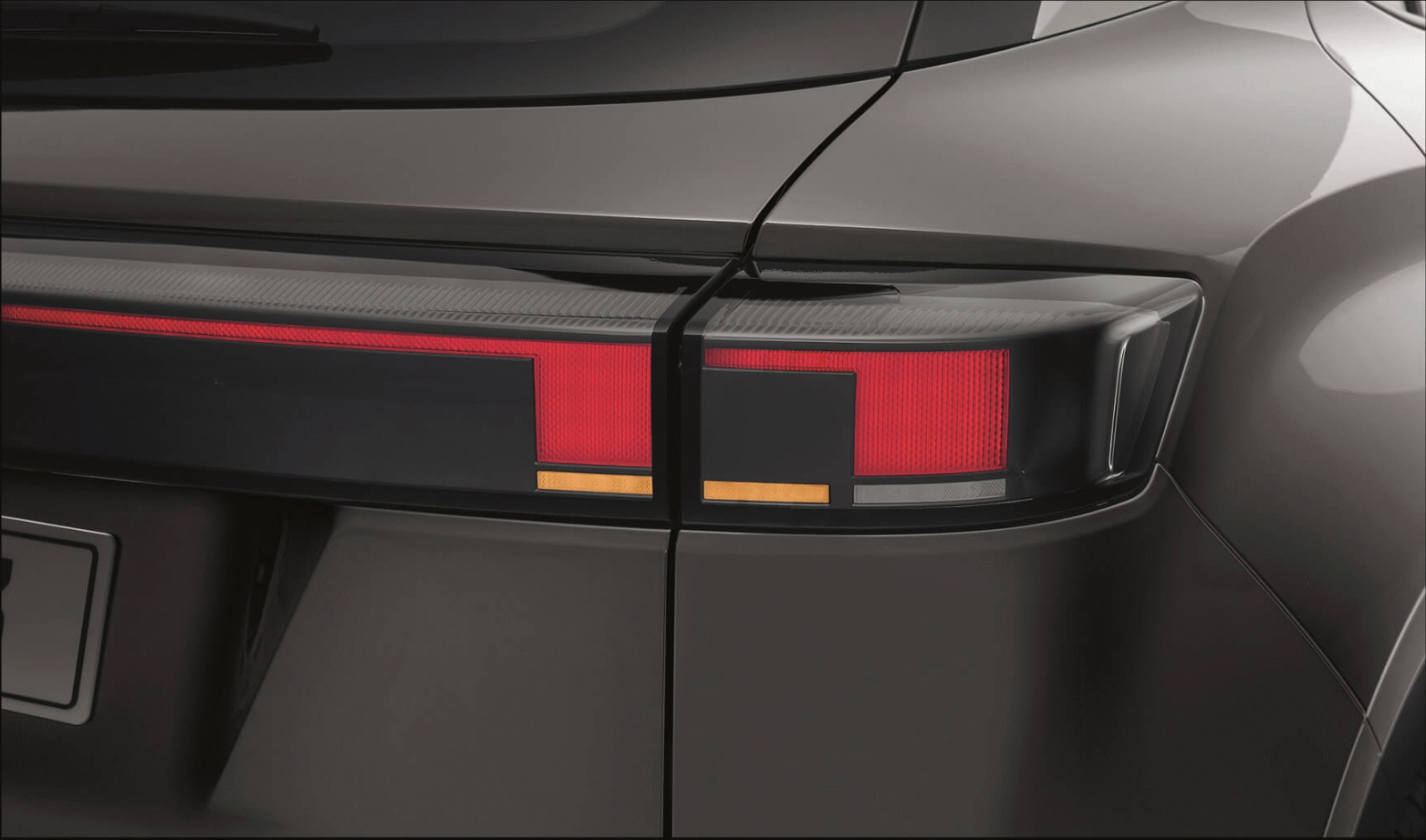 Đèn báo rẽ với hiệu ứng dòng chảy